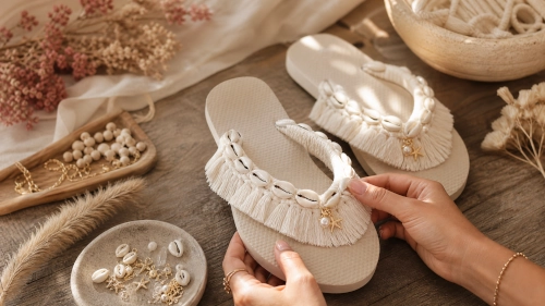 Macramé Sandals & Charms Experience workshop in Canggu, Bali